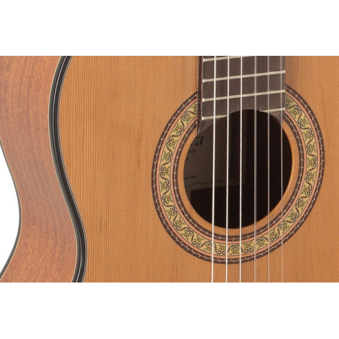 Admira A2 Guitarra Clásica Artesanía