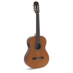 Admira Juanita EF Guitarra Clásica Electrificada Fishman