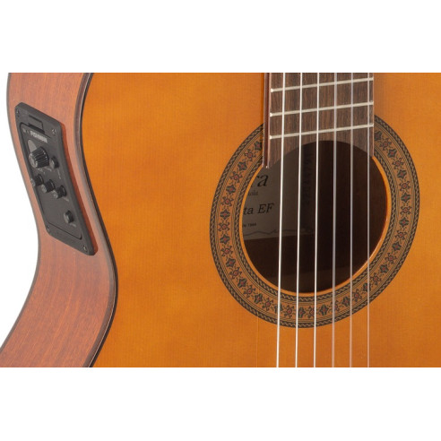 Admira Juanita EF Guitarra Clásica Electrificada Fishman