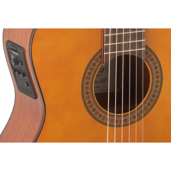Admira Juanita EF Guitarra Clásica Electrificada Fishman
