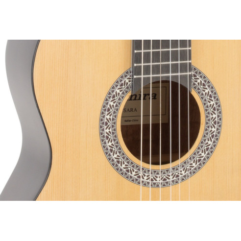 Admira Sara Guitarra Clásica Serie Iniciación