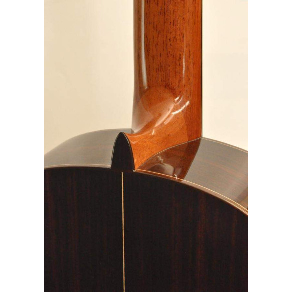 Compra CE-600-C Tapa de Cedro online | MusicSales