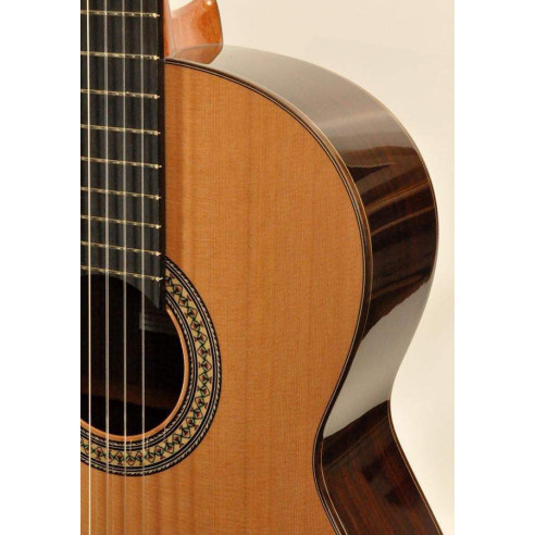 Compra CE-600-C Tapa de Cedro online | MusicSales