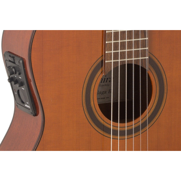 Admira Málaga EC Guitarra Clásica Electrifica Cutaway