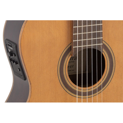 Admira Irene EF Guitarra Clásica Conservatorio Electrificada Fishman