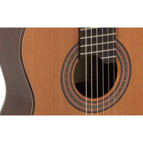 Admira A50 Guitarra Clásica Artesanía