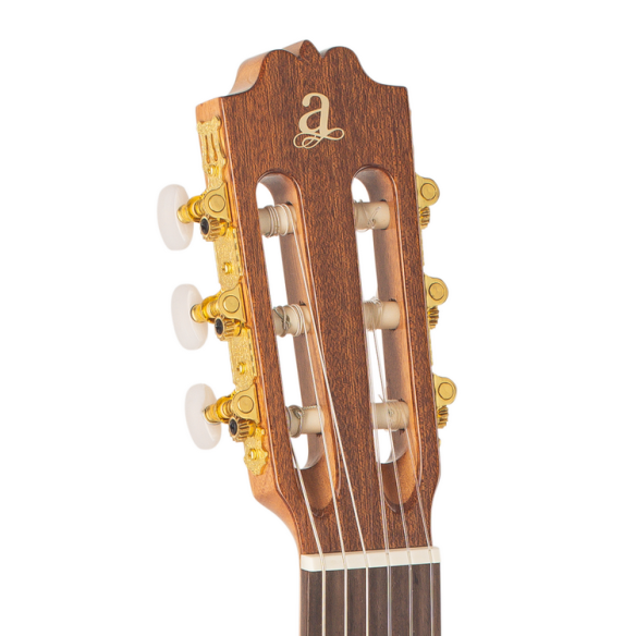 Admira A1S Guitarra Clásica Artesanía Satinada Admira A1S Guitarra Clásica Artesanía Satinada