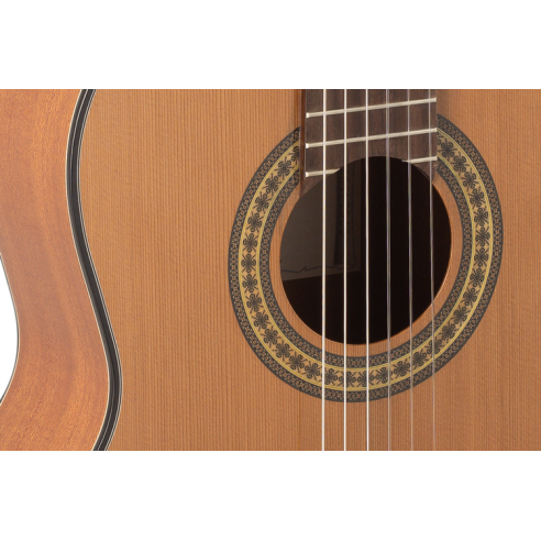 Admira A1S Guitarra Clásica Artesanía Satinada