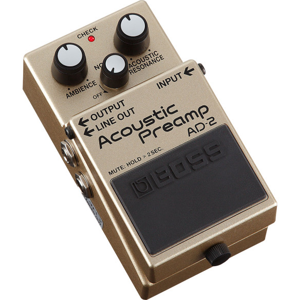 Pedal de guitarra Boss Ad-2, un preamplificador acústico con salida de caja de inyección y cancelador de realimentación.