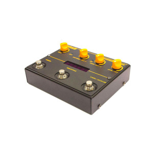 MarkBass Super Synth Pedal Sintetizador y Octavador para bajo