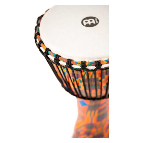 Djembé Meinl PADJ2-M-F Kenyan Quilt de 10'' Travel Series realizado en plástico muy ligero.
