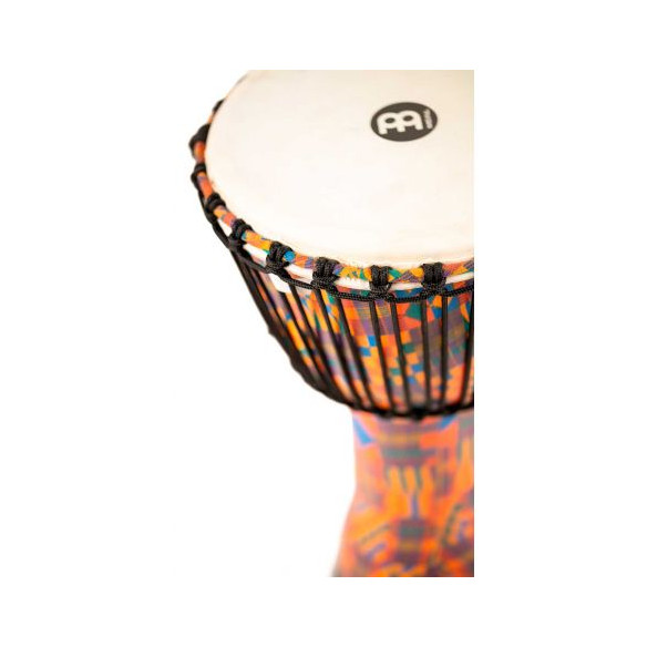 Djembé Meinl PADJ2-M-G Kenyan Quilt de 10'' Travel Series realizado en plástico muy ligero.