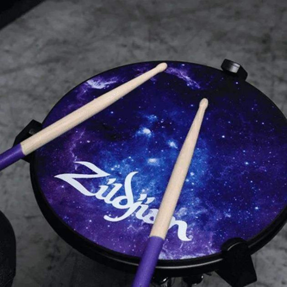 Pad de Prácticas de 6" Zildjian Galaxy proporciona una excelente respuesta para aprender la técnica de la batería.