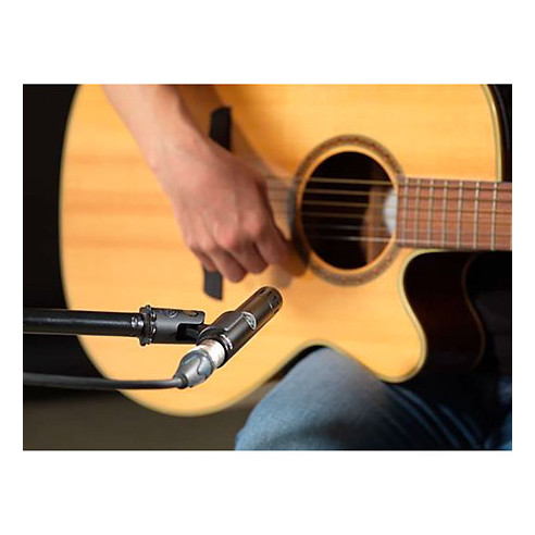 AKG C-151 Micrófono de condensador cardioide de diafragma pequeño