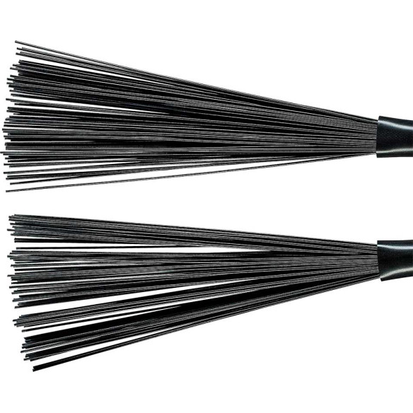 SB303 ESCOBILLA NYLON MANGO MA