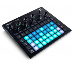 Novation CIRCUIT TRACKS Groove Box 32 Pads 2