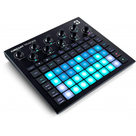 Novation CIRCUIT TRACKS Groove Box 32 Pads