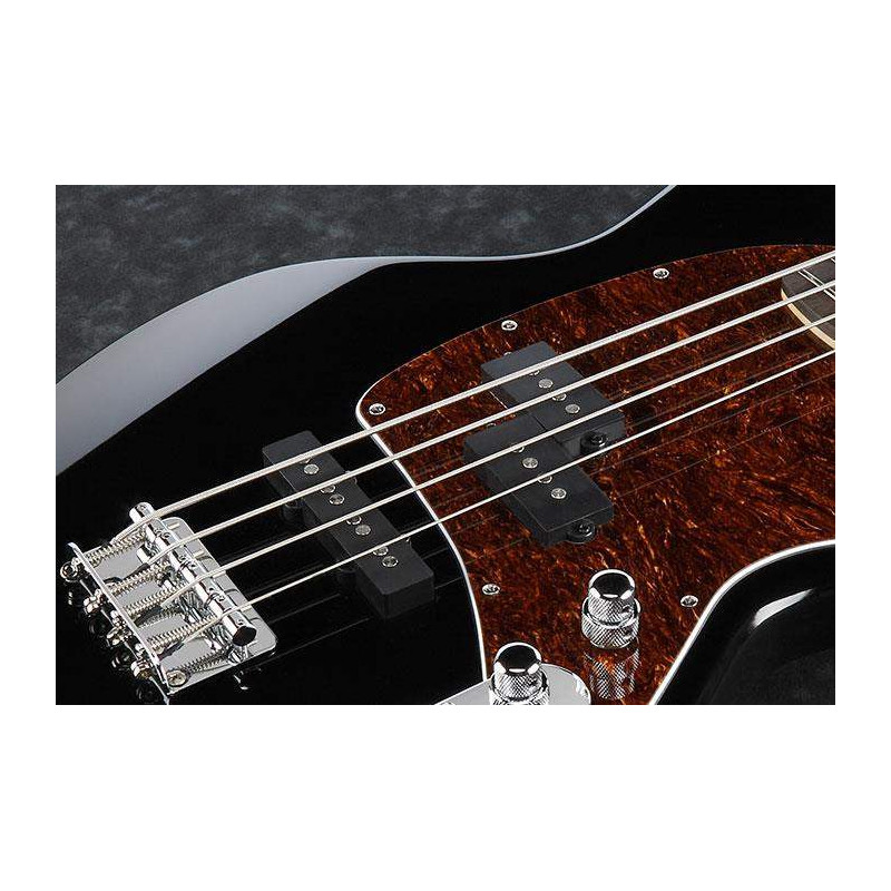 Bajo eléctrico Ibanez TMB30-BK de escala corta de 30", acabado en negro, con cuerpo de caoba y Pastillas Dynamix P/J.