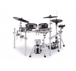 Batería Eléctrónica Pearl E-Merge EM-53T con un pad electrónico para el bombo.
