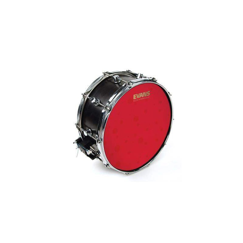 Parche batidor de Aceite color rojo rugoso de 14" Evans B14HR con una fina capa de aceite entre 2 capas de 7 mil.