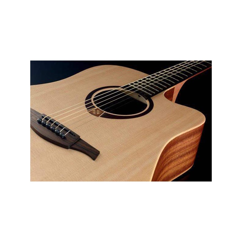 Compra T70ACE online | MusicSales