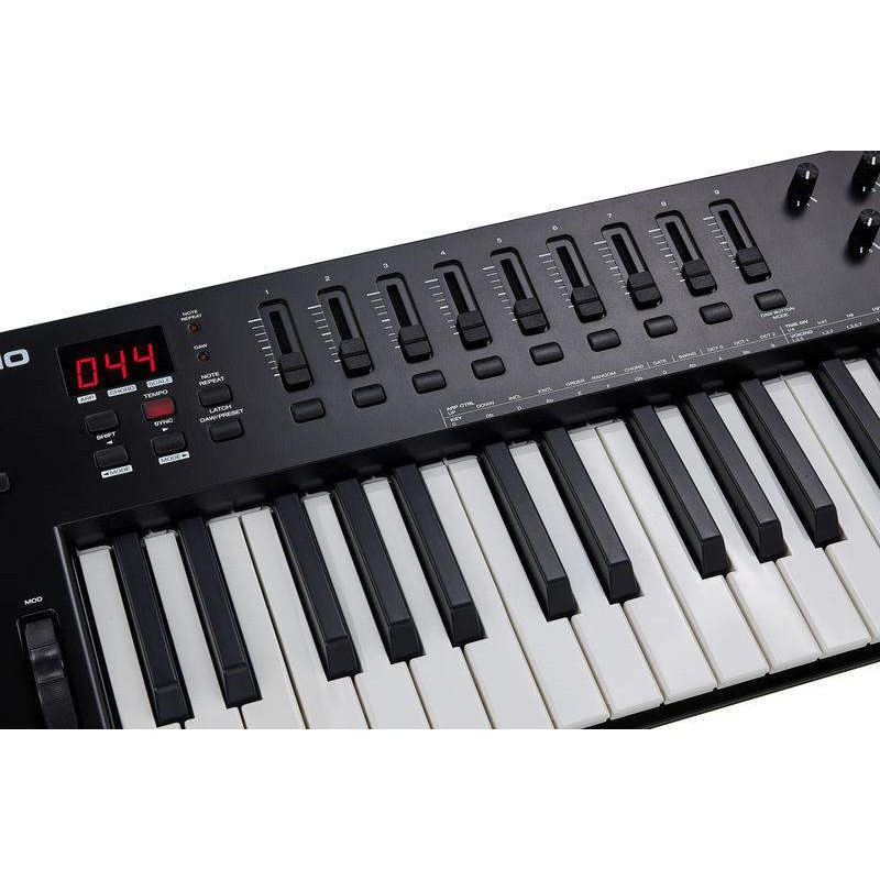 Compra OXYGEN 49 MKV online | MusicSales