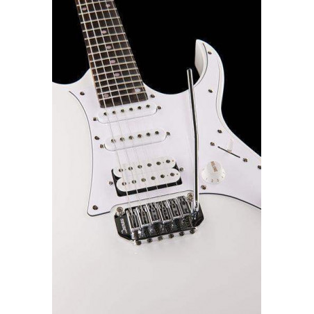 Guitarra eléctrica Ibanez GRG140-WH de la serie RG, color blanco. Guitarra eléctrica Ibanez GRG140-WH de la serie RG, color blanco.