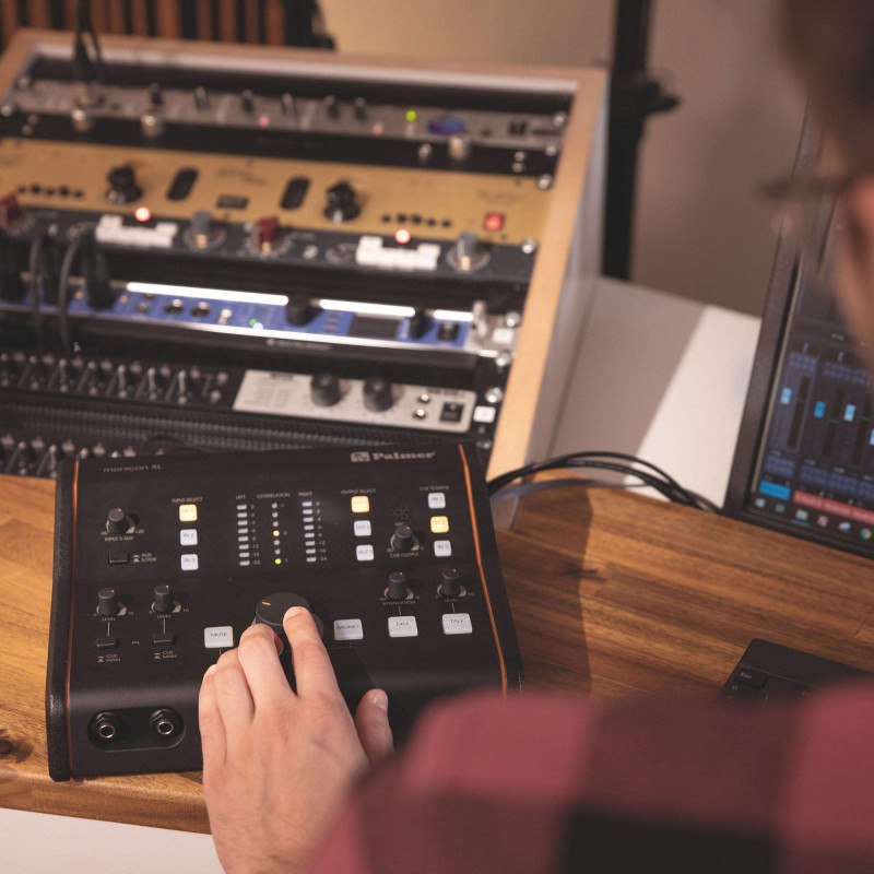 Compra Monicon XL online | MusicSales