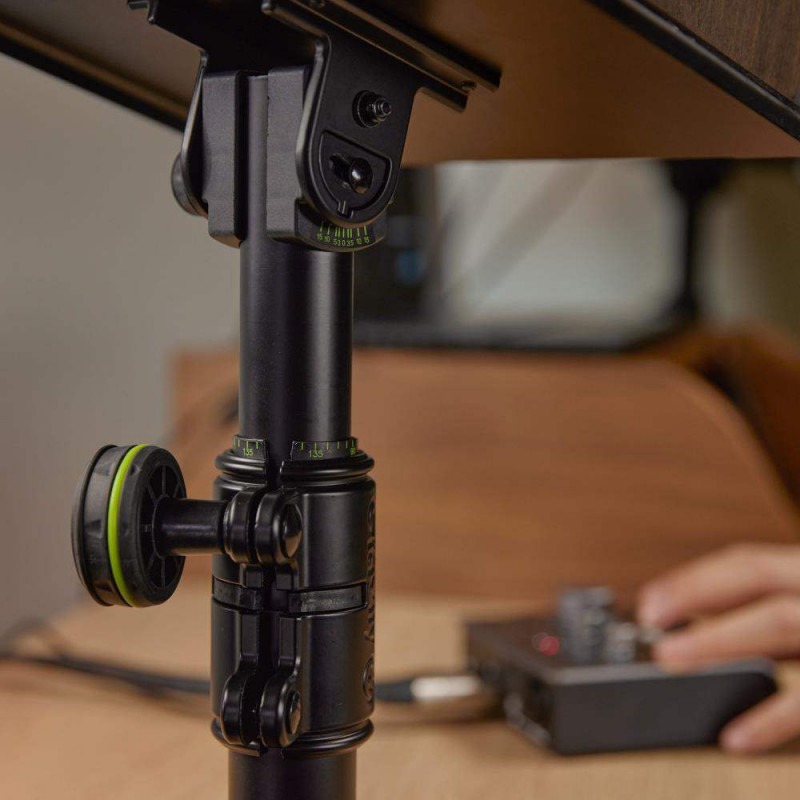 comprar Soporte Sobremesa para Monitor de Estudio Gravity SP 3102 TM, con abrazadera para la mesa.