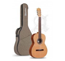 Guitarra clásica Alhambra Z-Nature de la Serie Estudio con tapa de cedro macizo y acabado mate.