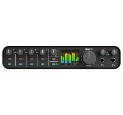 M6 Interface de Audio USB de 6 canales
                                