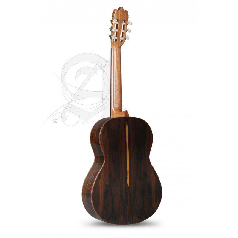 Guitarra clásica Alhambra Iberia Ziricote con tapa maciza de cedro, cuerpo de ziricote y diapasón de palosanto.