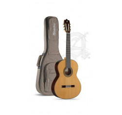comprar Guitarra Clásica 4P de la serie Conservatorio con tapa de cedro macizo y aros y fondo de Palosanto de India.
