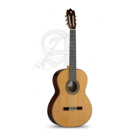 comprar Guitarra Clásica 4P A de la serie Conservatorio con tapa de abeto macizo y aros y fondo de Palosanto de India.
