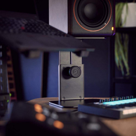 comprar Soporte compacto de mesa para monitores de estudio GRAVITY SP 3102 CB. comprar Soporte compacto de mesa para monitores de estudio GRAVITY SP 3102 CB.