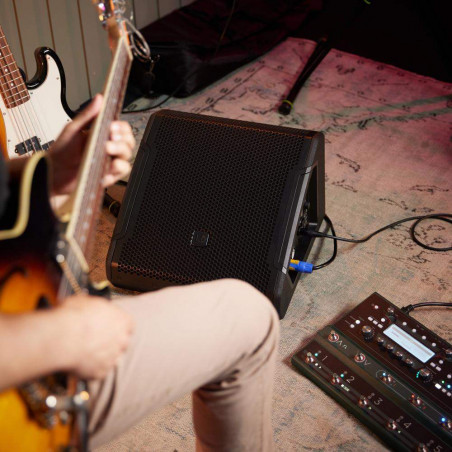 MON 15 A G3 Monitor escenario amplificado, Negro