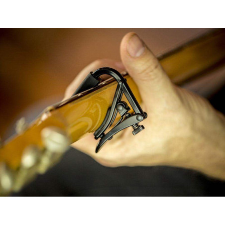 Compra C2K Cejilla Clásica Negra online | MusicSales