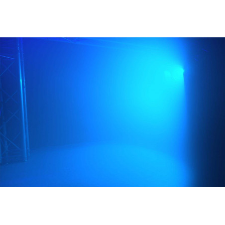 BEAMZ BTF200CZ Foco Teatro Fresnel Zoom 200W LED RGBW