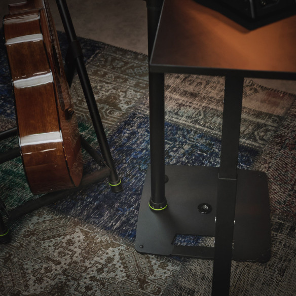 GRAVITY SP 3202 CS B  Soporte Monitor de estudio GRAVITY SP 3202 CS B  Soporte Monitor de estudio