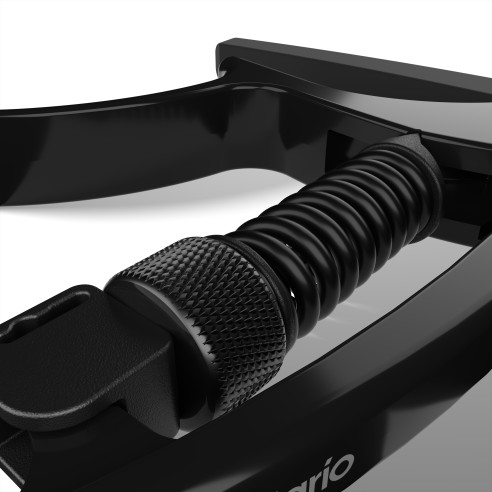 Capo NS Tri-Action de D'Addario, negro.