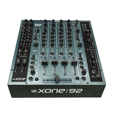 ALLEN-HEATH Xone:92 Mk2 Mezclador profesional para discoteca/DJ